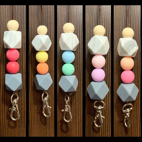 Lanyards/Keychains - Picture 1 of 1